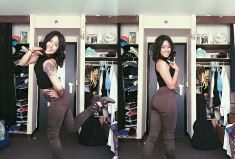 Lenamarisol erotic model img