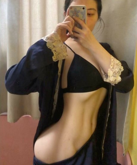 Amber Chan beautiful model archive