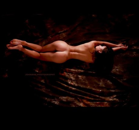 Amber Chan adult star pic