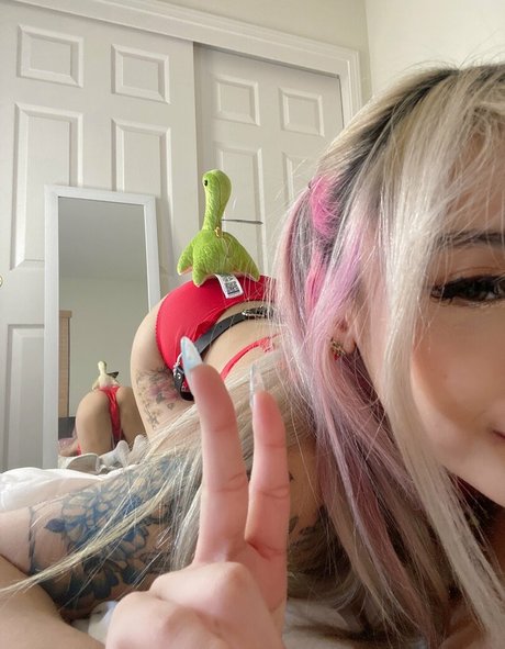 jelwy model erotic galleries