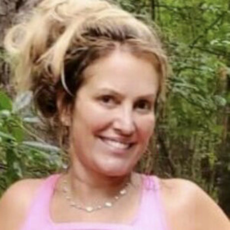 Down With Devina free star pic