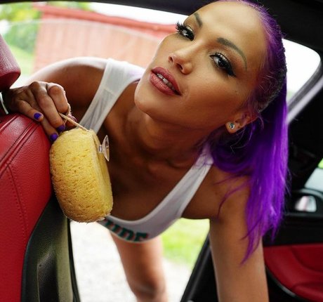 Salina De La Renta perfect actress images