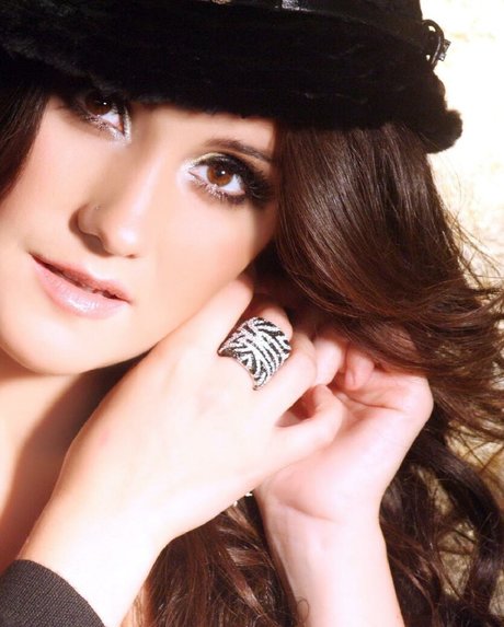 Dulce Maria naked model photos