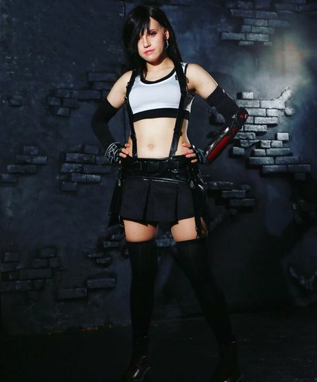 Iris the doll art model photos