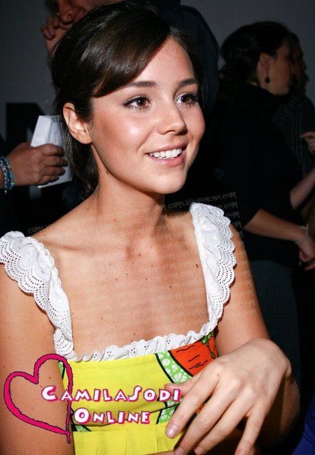 Camila Sodi nude star pics