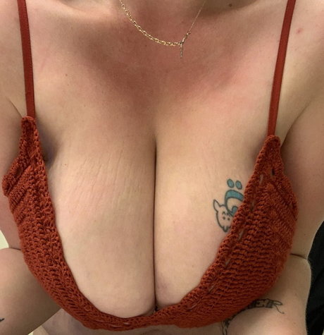 Juicy June model best archive