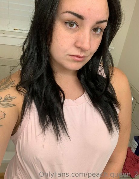 Peach Queen 2 xxx actress photos