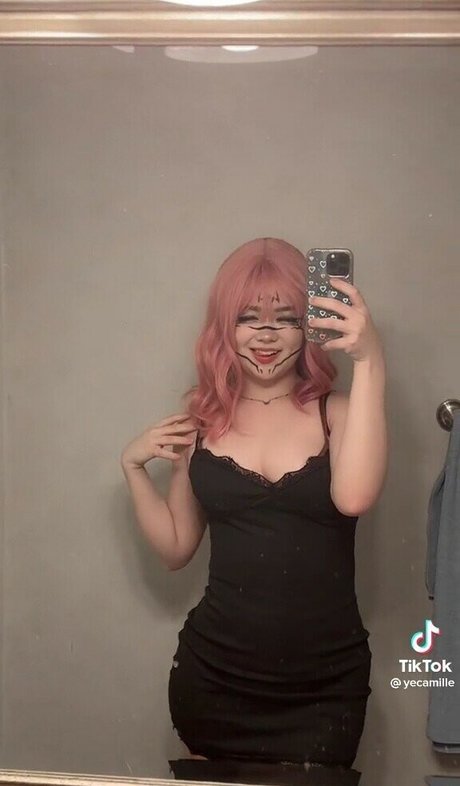 Yecamille sexy pornstar picture