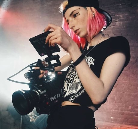 Rocken Rollia hot model picture