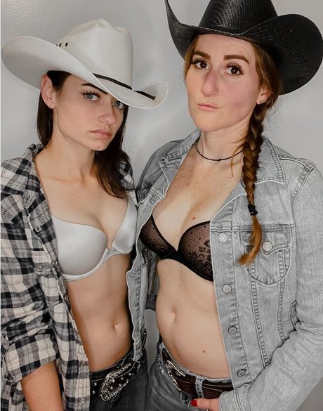 Mia Fraya Woods star porn pic