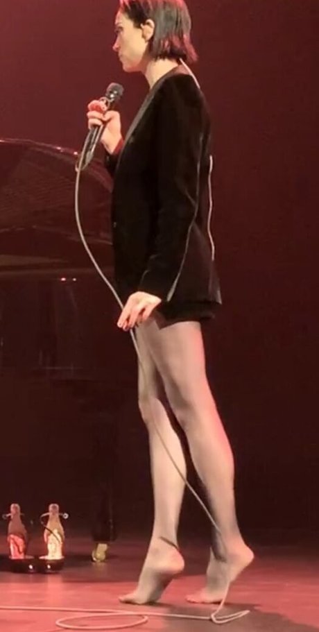 St Vincent model nude picture