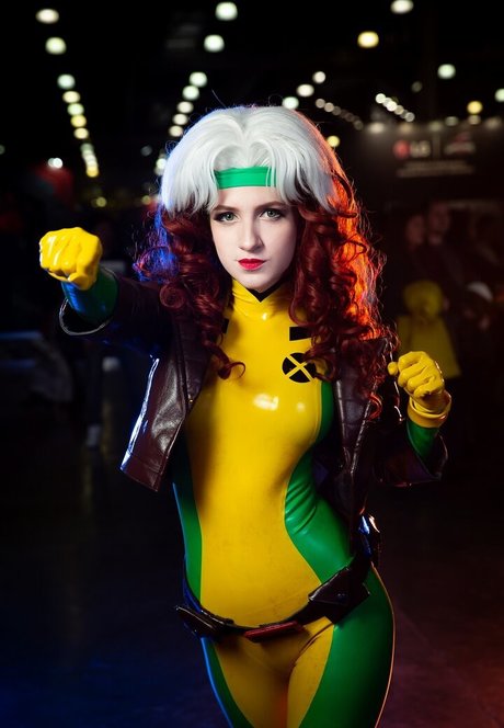 videocall onlyfans pornographic image