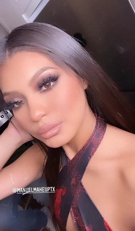 Carlita Silvestre model pic