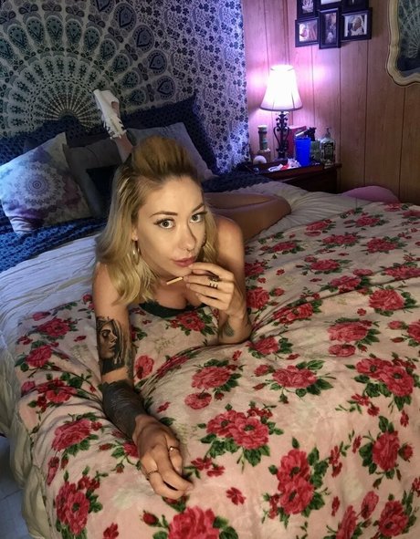 goth milf onlyfans sexy nude images