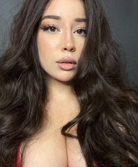 Shiny ASMR porn actress img