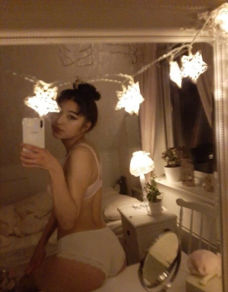 Himebunni star naked pic