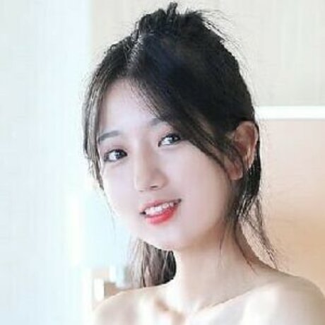 linsivvi303 xxx star galleries