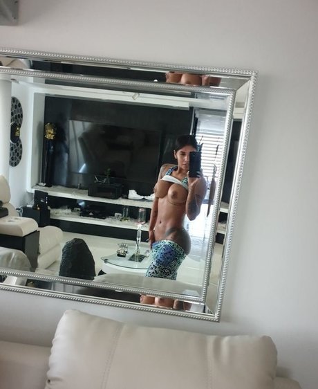 Sofia Leon model hd pics