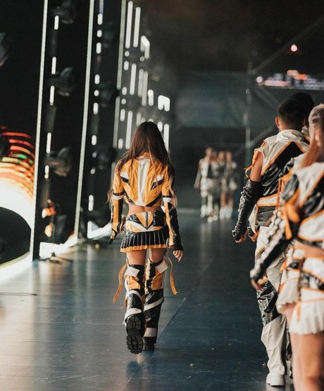 Martina Stoessel sex actress img