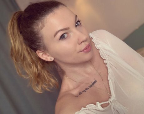 lecsy lexy hot star picture