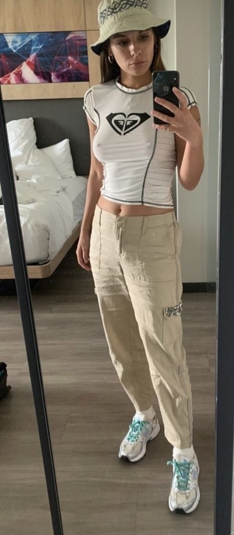 Caitlin Stasey top pornstar picture