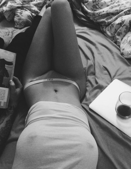 Paige Wyatt model top picture