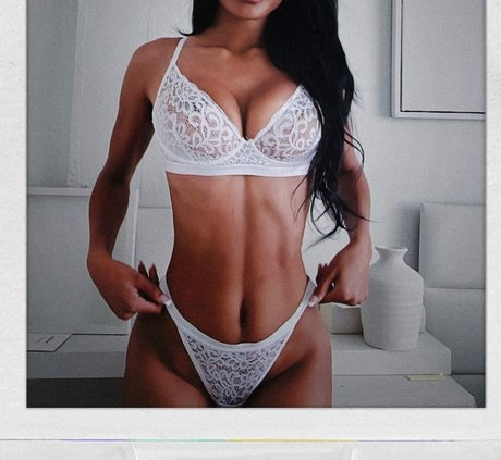 Vinetrria Vinetria Profile pic