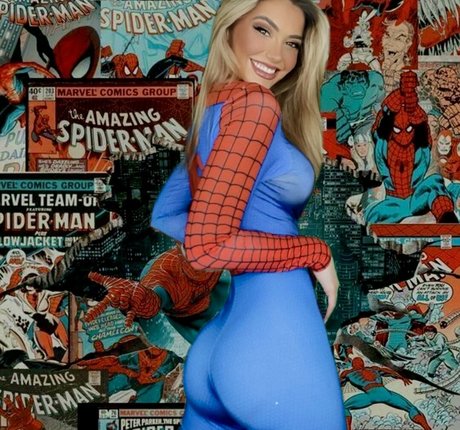 OliviaMaeBae model nice image