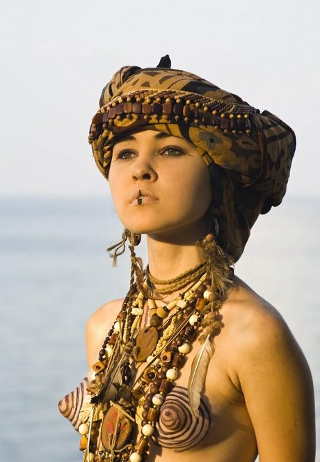 Iva Bsar high quality actress pics