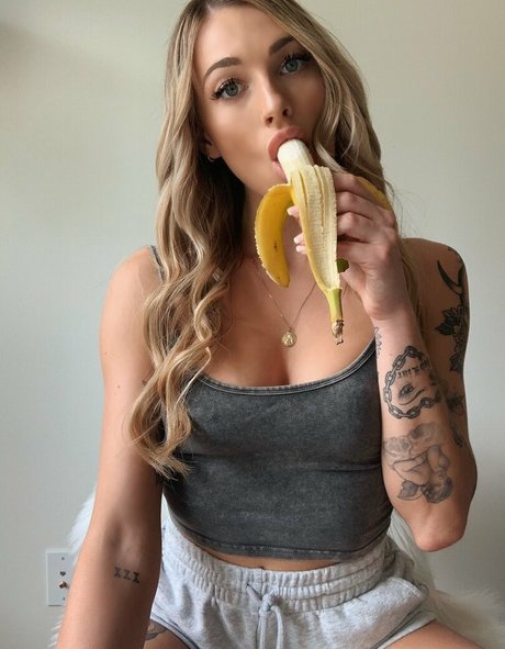 Yourgirllv sex model galleries