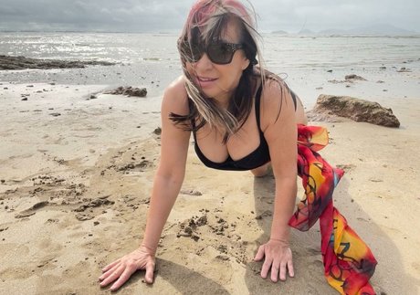 Cynthia Rothrock star nudes photos