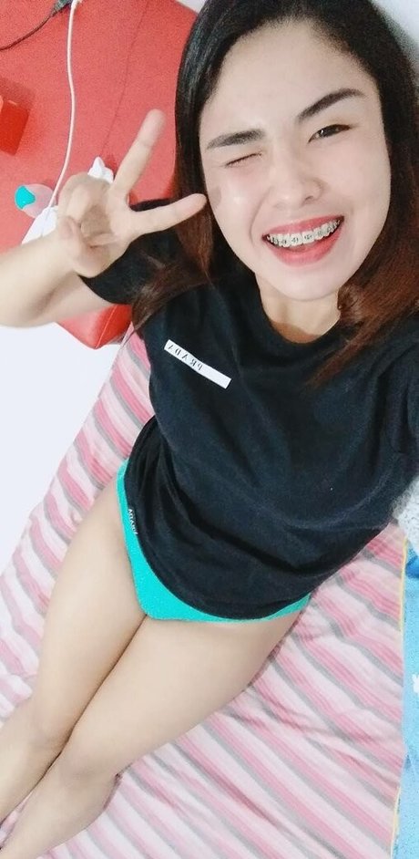 Moniica Hija model adult photos