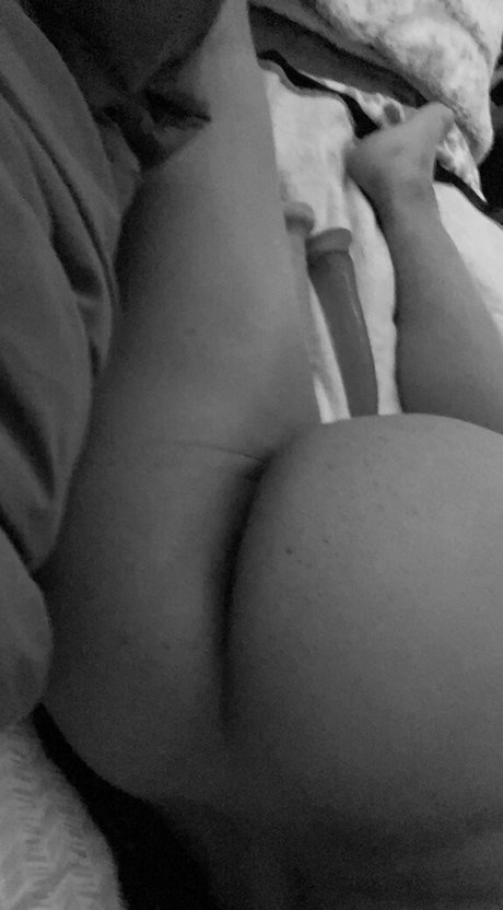 Sunflowerbaby2021 naked pornstar images