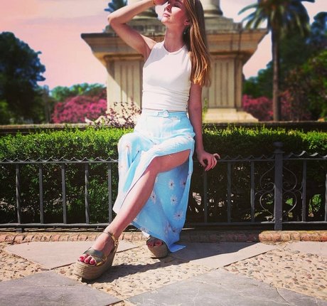 Duaffy M S nice actress pics