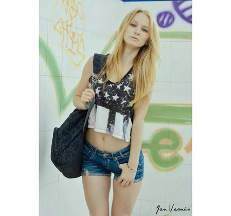 Duaffy M S pornographic actress images