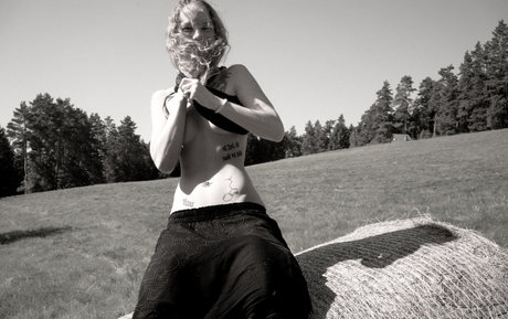 Infy Snow pornstar sexy img