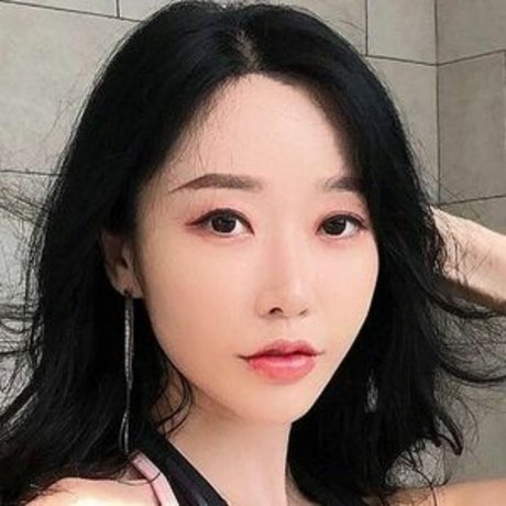 Jeong Woo Joo star porn images