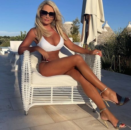 Lenka Dragounova best model photo