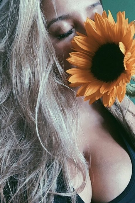 Zara Zahir model best gallery