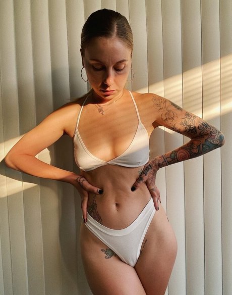 Lil Debbie model pornographic galleries