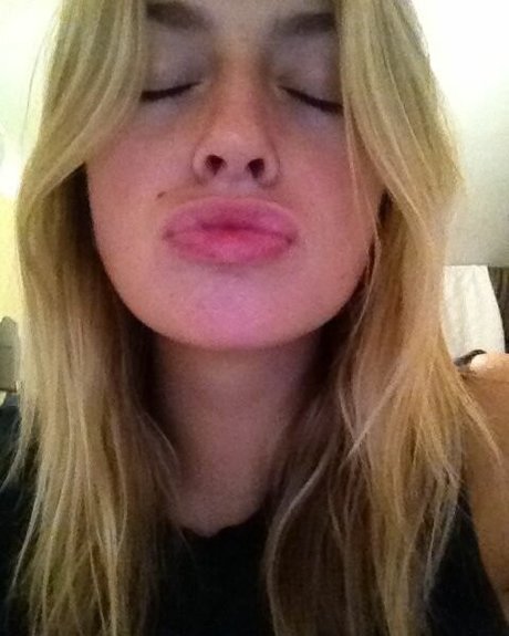 Annie McGinty pornographic actress img