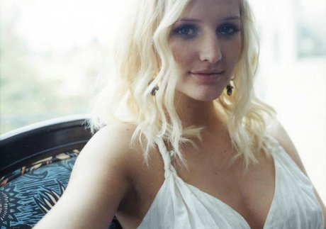 Ashlee Nicole Simpson high quality model img