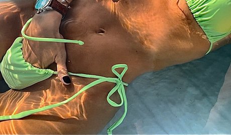 Jackie Higdon naked actress pics