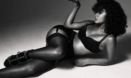 Felicia Fo Porter naked pornstar gallery