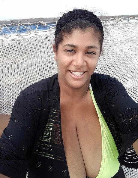 Kristina Milan hot model pics