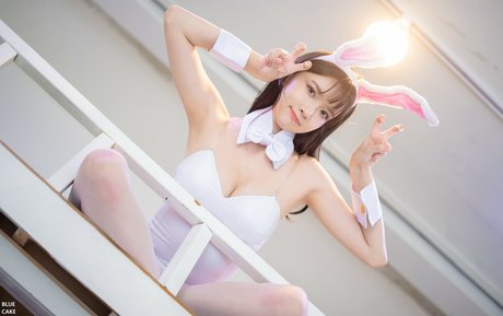 Lee Ahrin porn star pics