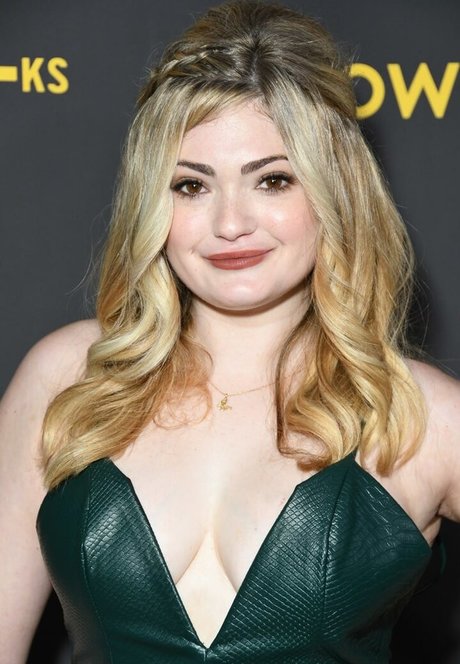 Alexis Raich perfect pornstar gallery