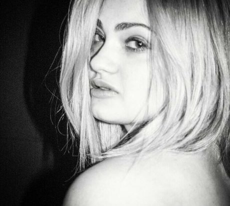 Alexis Raich model pornographic pic