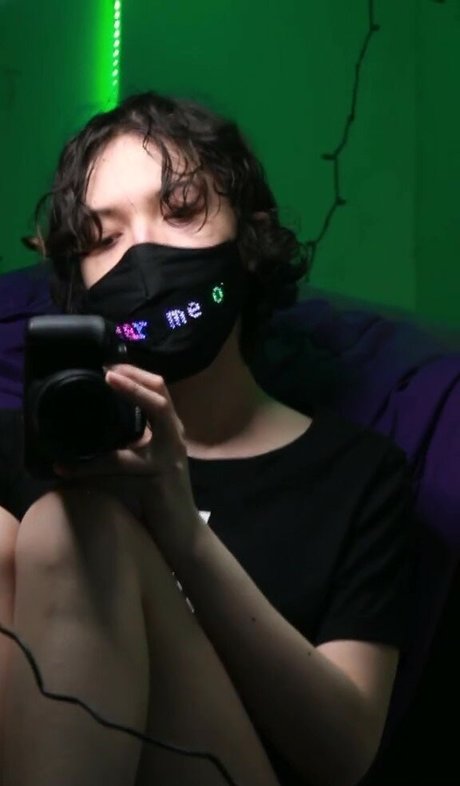 Kazdotia nude star archive