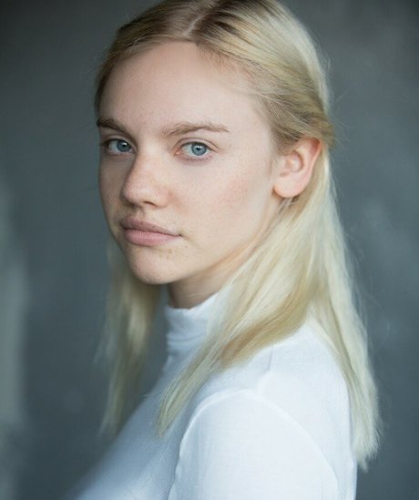 Aine Rose Daly hot star images